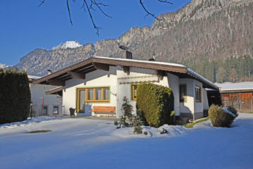 Haus mit Entwicklungspotenzial in idyllischer Naturlage mit Kaiserblick, 6380 St. Johann in Tirol, Einfamilienhaus