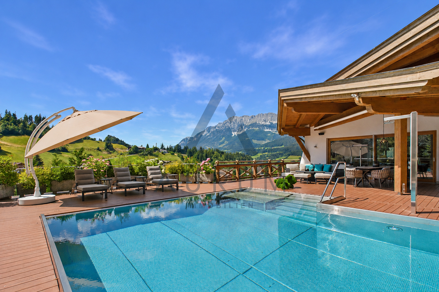 Kaiserblick – sonnige Hanglage – Pool – Pistennähe: Großzügige Landhausvilla in Bestlage