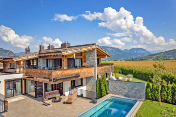 Alpiner Stil & höchster Komfort: Chalet mit traumhaftem Bergblick & Pool, 6380 St. Johann in Tirol, Etagenwohnung