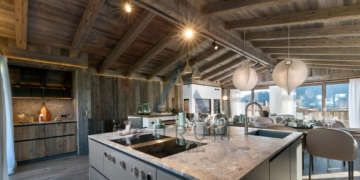 Chalet mit Kaiserblick in sonniger Ruhe- & Aussichtslage, 6353 Going am Wilden Kaiser, Reihenhaus